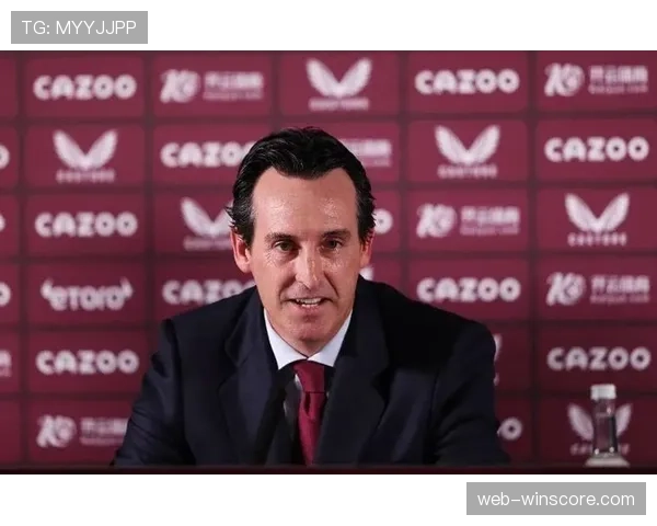 维拉主帅埃梅里专访，谈球队争四前景与欧战经验